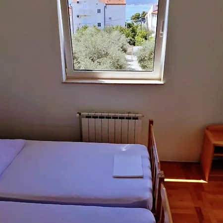 Andela Apartment *