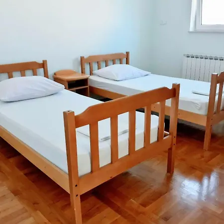 Andela Apartment *